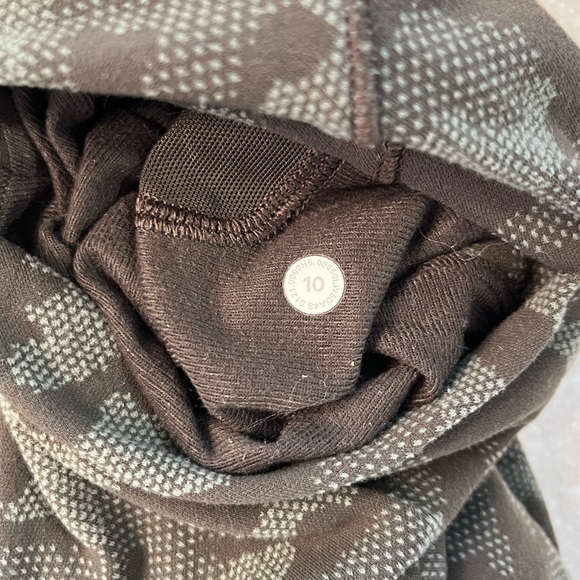 Lululemon Ready to high-rise jogger - Picture 5 of 8